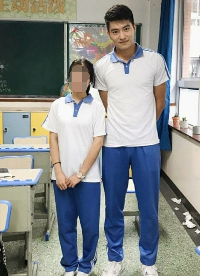 身高196cm的他,被称"现实版江直树?网友:有一点不一样