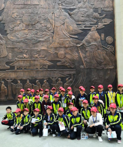 街市什么成语_天上的街市(3)