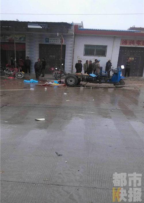 咸阳三原县车祸7死4伤