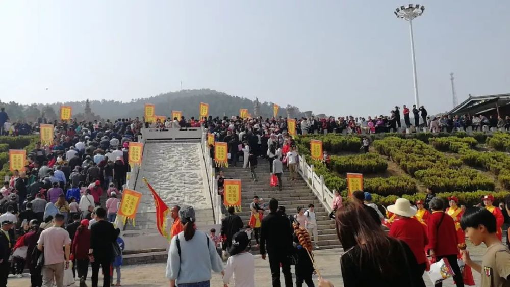 泌阳三月三盘古山,祭祖大典盛况出炉!人山人海