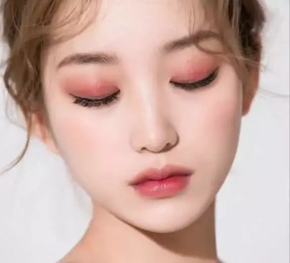 这4种公认的最美唇形,拥有的人太少了!中一个绝对受