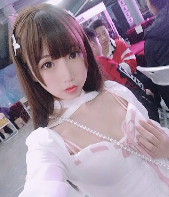 cos正片:漫展现场萝莉小姐姐,小短腿出现,你喜欢吗?