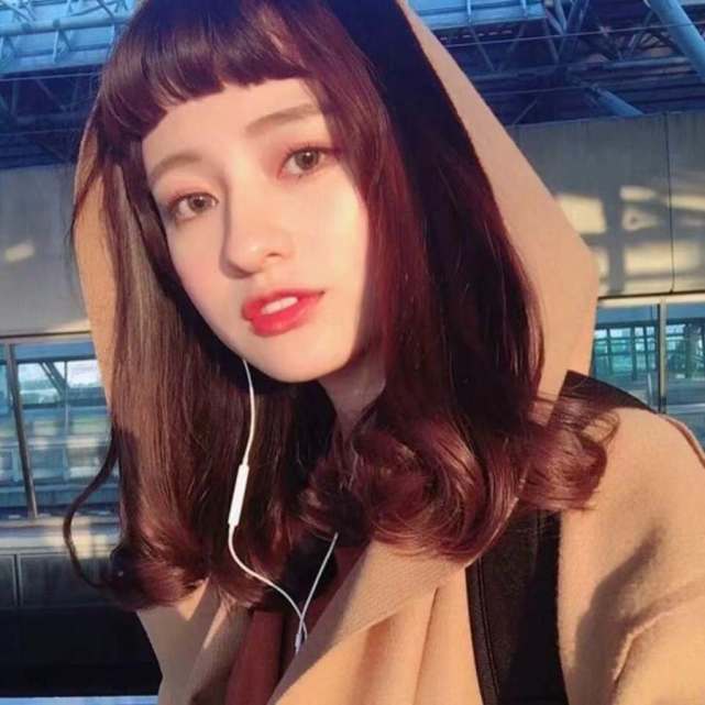 撩妹时:女生发"早呀",高情商男生这样回,女生心都"酥"