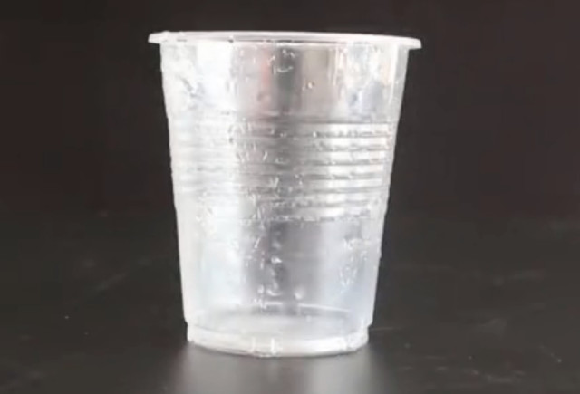 640