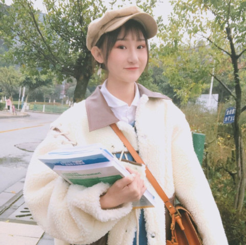 陈雪凝的歌句句扎心?原来没什么感同身受,只是我也曾走过你的路