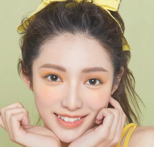 女人口多吗_一家四口人的简笔画图(3)