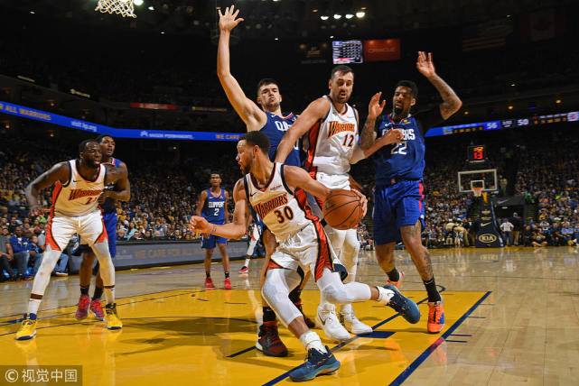 NBA季后赛首轮对阵:雄鹿对活塞 勇士对快船