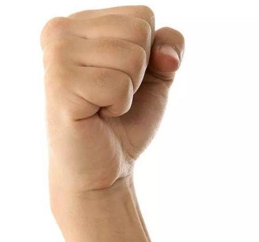 640
