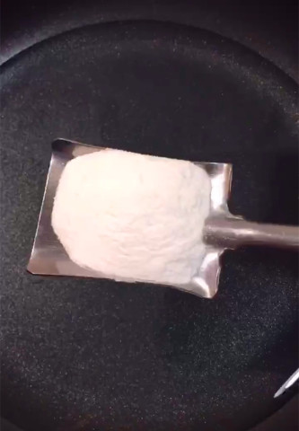 640