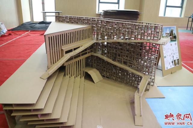 河南大学生建筑模型大赛 瓦楞纸惊艳