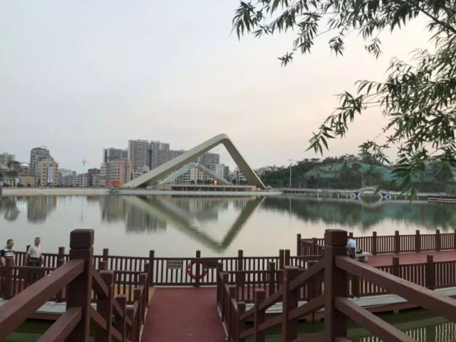 廉江市多少人口_廉江市樱花公园