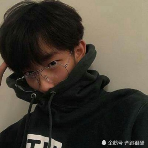 12个人男睡前最想听的不是晚安!试试说这些,字双子座喜欢一星座会自卑吗图片