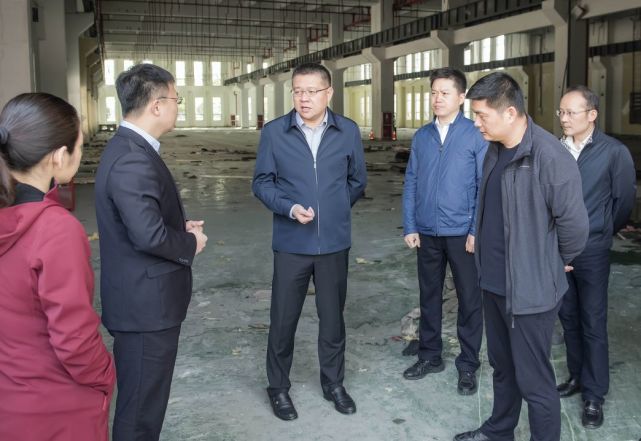 最后,唐晓东一行还调研了苏州安洁科技股份有限公司,作为一家总部