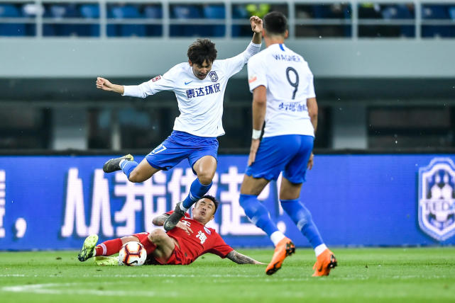 半场战报-泰达0-1天海 阿兰破门瓦格纳失良机