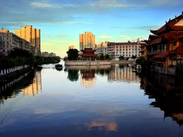 全省经济总量过千亿的市州_解说千亿照片(2)