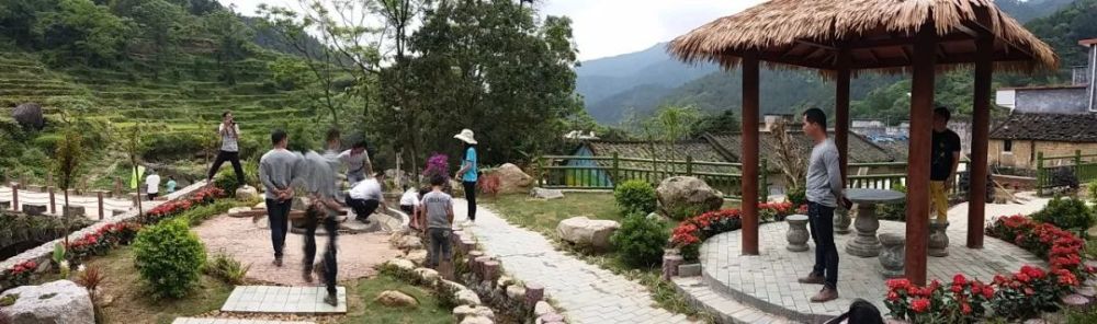 阳春鸡笼顶七星村:美丽的乡村旅游特色村