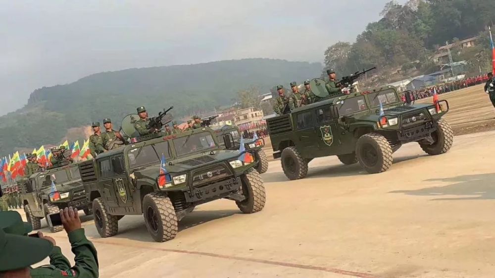 震撼!佤联军30周年大阅兵在即 受阅官兵及装备齐亮相