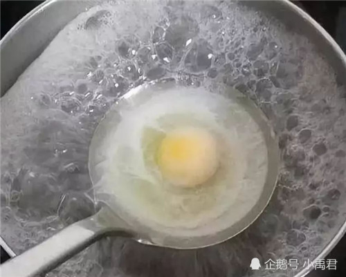 640