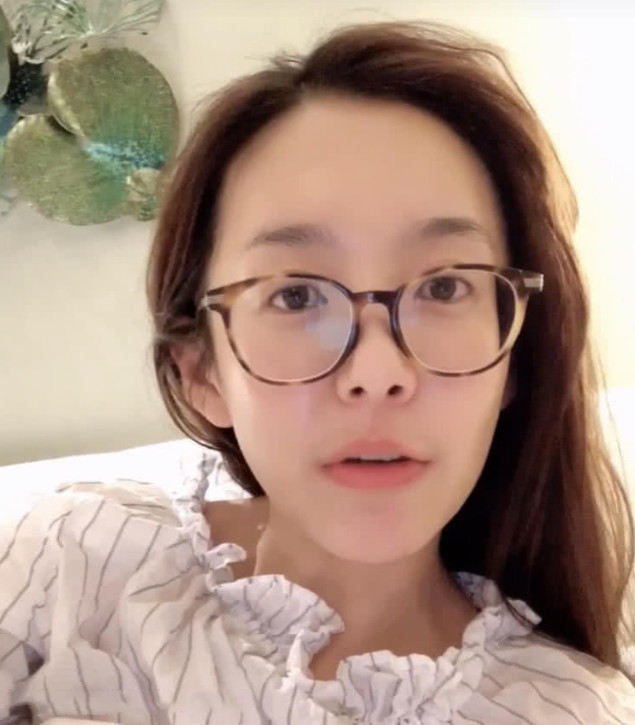 环旅各地 1 / 4自从和陈赫结婚以来,张子萱就一直处以展示息影的状态