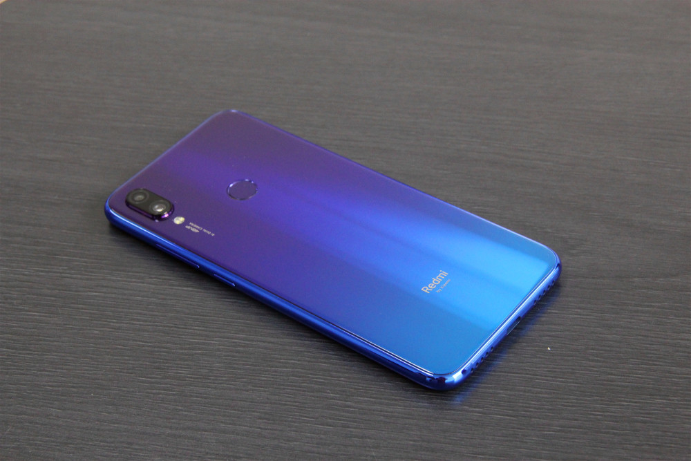 压力来袭 小米9x遭曝光:是线下手机?