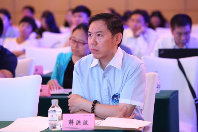 九星董事长_偷星九月天图片