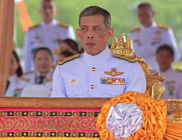 泰国王储哇集拉隆功返回曼谷 外媒称其今晚登基