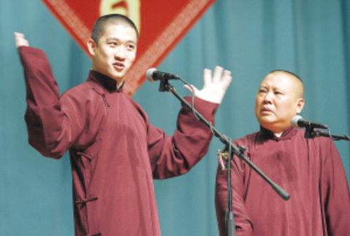 相声老总是谁_贾玲相声搭档是谁(2)
