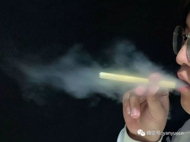 彩虹烟抽过吗?可爽可爽那种!