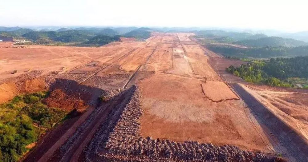 航拍图曝光!安居机场建设进入重要沉降观测期