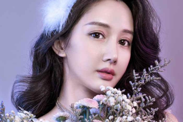 文梦洋出道十几年,事业没什么气色,如今成为抖音网红了吗