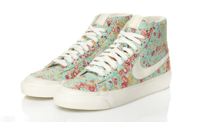 心手心鞋猜成语_看图猜成语(2)