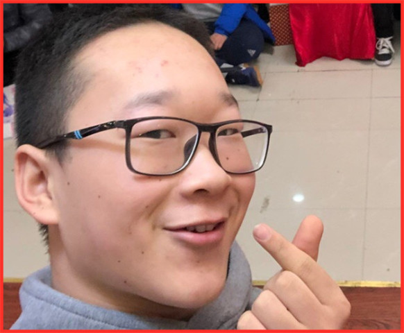 网红郭乐乐获得电竞冠军后,又与另一官方合作,网友:不错呦!