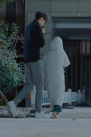 《小时光》《小美好》背影照!网友:男女主身高差真是
