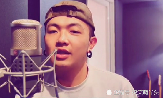 颜人中新单曲 晚安 上线,沙哑又质感的嗓音超迷人,已沉醉了