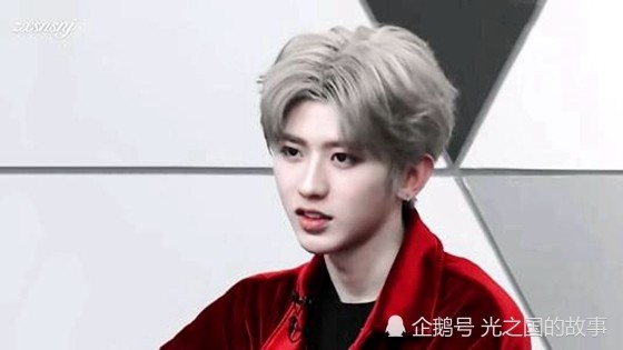 男偶像排名_偶像活动图片(2)