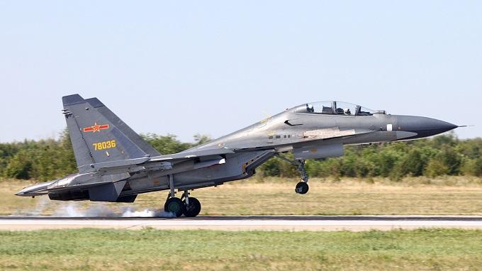 中国海空军目前正处于发展的快车道,快速发展的空军和海军航空兵都