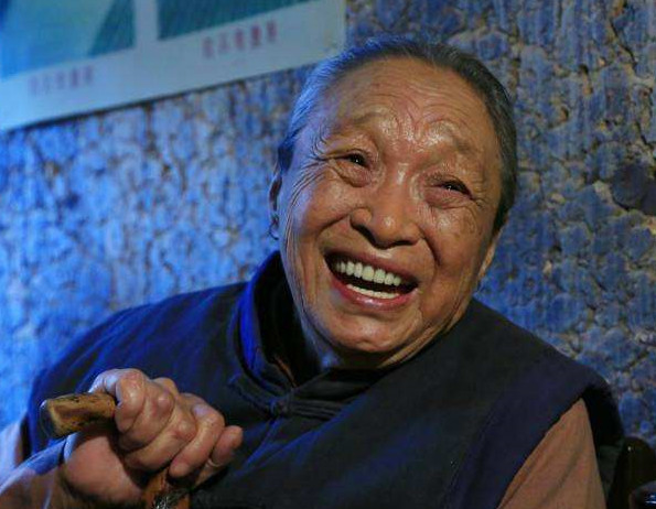 你是否还记得"著名演员"柏青?如今已去世5年,令人感到