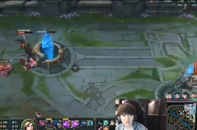 iG全员推销员!阿水宝蓝在线卖皮肤遭锤 网友