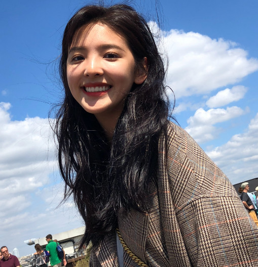 乡村老尸演员表图片_纵览新闻