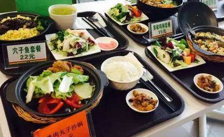 别具一格的就餐方式:湘潭大学食堂就餐论重计费