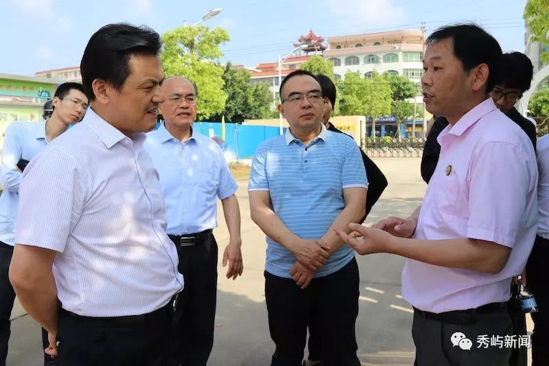 莆田市政府副市长胡国防到秀屿调研教育,卫健工作