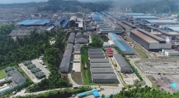 在印度尼西亚苏拉威西岛, 青山钢铁为了方便员工和客商进出青山工业园