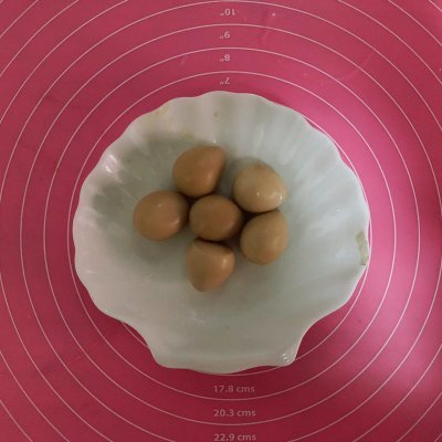 640