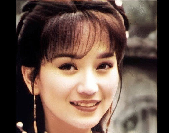 婚纱照修五官前后对比_婚纱照精修前后对比(3)