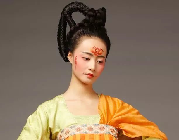 刘亦菲的鹅黄妆是艺妓妆?真正的古妆什么样?