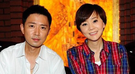 “尓豪”高鑫被曝與妻子離婚不分居 仍住在一起