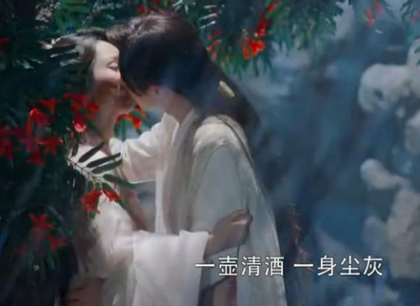 香蜜:锦觅到底有没有爱过润玉?你看她灵修时这个动作,真相一目了然
