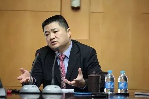 新冠森老总_新冠病毒卡通图片(3)