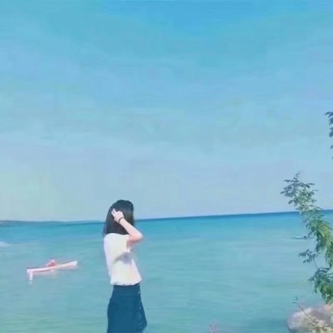 情侣头像:我想升华一下我们纯洁的革命感情