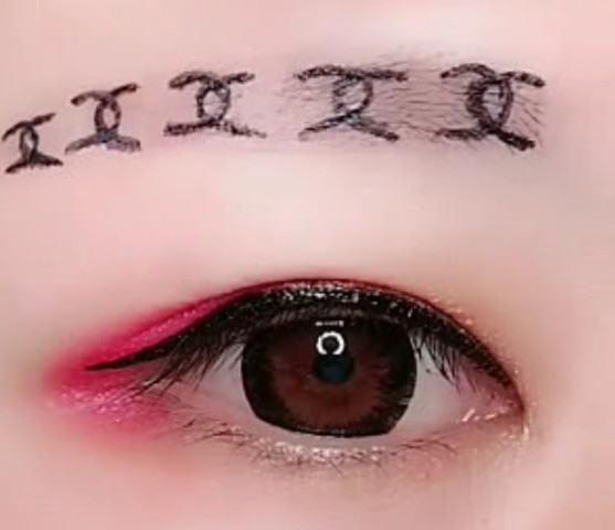 640